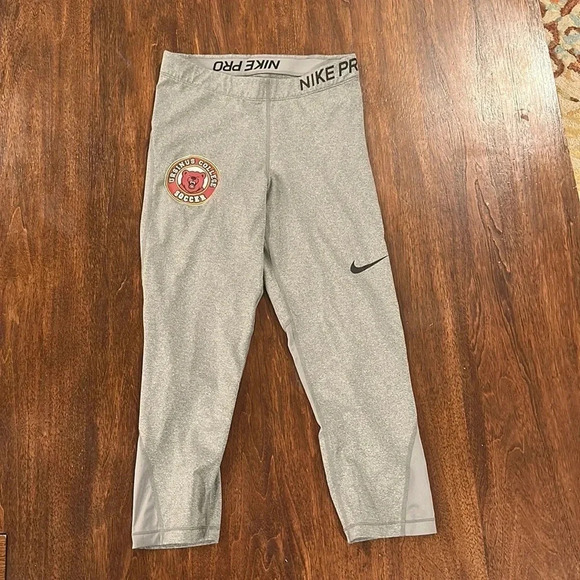 Nike Pro women’s‎ training tights medium worn once Ursinus College EUC - Picture 1 of 4